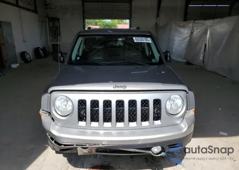 2016 Jeep Patriot Latitude из США, поврежденный, VIN 1C4NJRFB5GD696132
